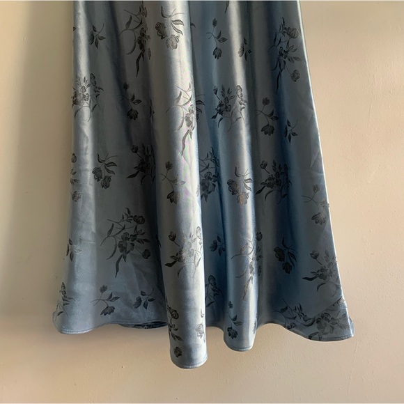 Midi slip dress - Picture 3 of 5